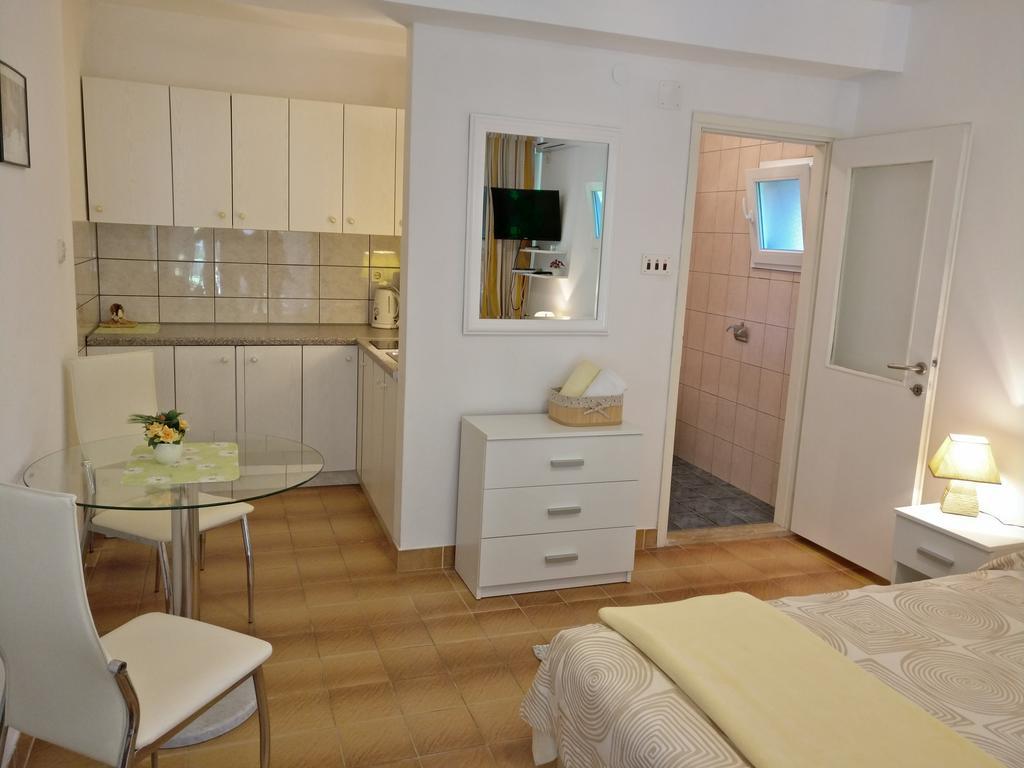 Apartments Ana - Rovinj Exterior foto